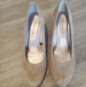Tamaris tan suede sexy dress shoe Eur size 41 or US size 10